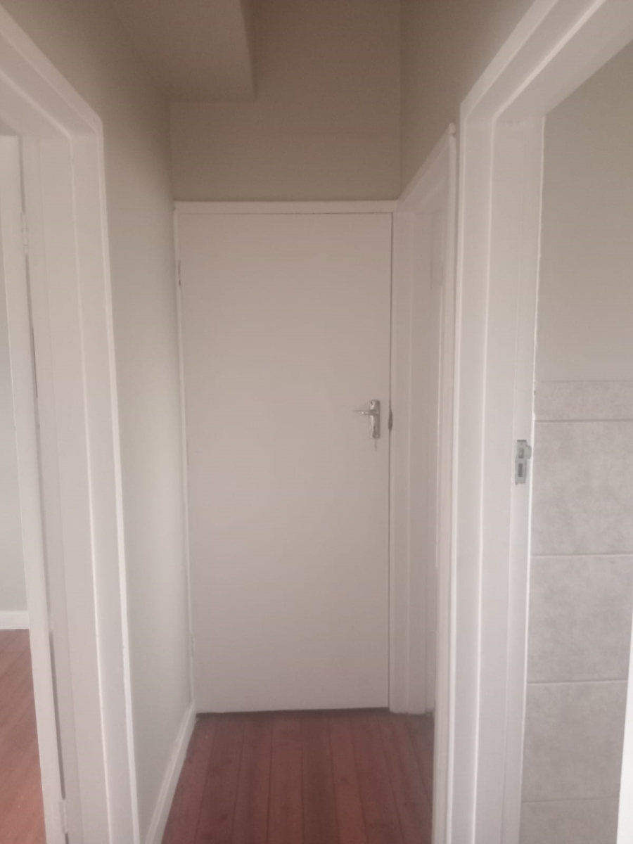 To Let 1 Bedroom Property for Rent in Southernwood Eastern Cape